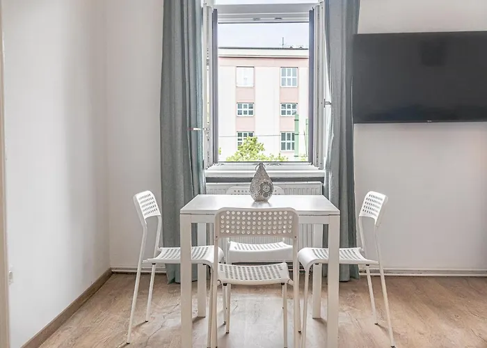 Welcoming 2Br Apt. Near Akh- Perfect For Longstays